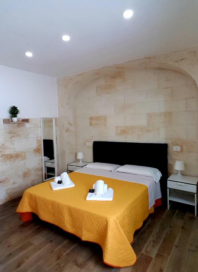 Room N.22 Taranto Eksteriør billede